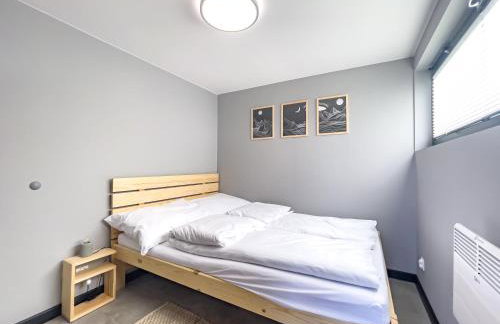 Stodoły Modyń - Domki w Beskidzie Wyspowym - staw kąpielowy, balia, sauna, grota solna - widok na góry - Photo 37