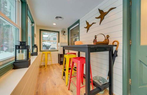 Pet Friendly Home - Walk to Mullet Lake! - Photo 22