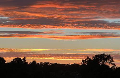 Modern Barn Conversion - Photo 23
