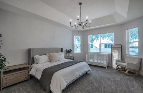 Large 5 bd home close to Beaches - Photo 44