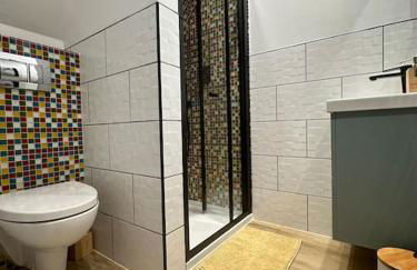 The Loft at Orchard House- Strictly No Parties - Foto 9