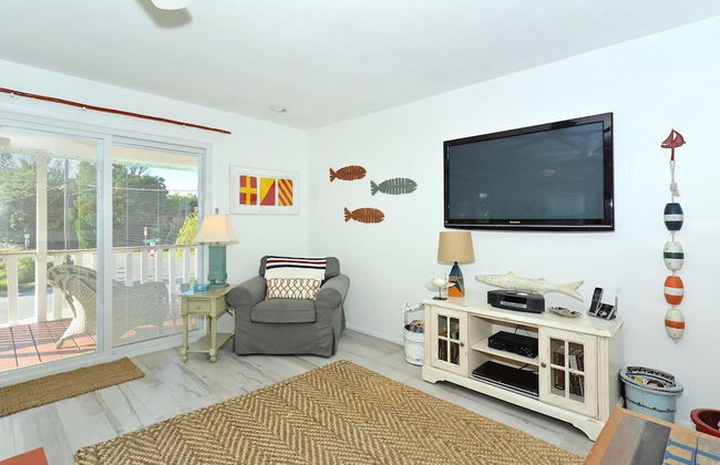 Tarpon Pointe 2 Bedroom Home by RedAwning - Photo 10