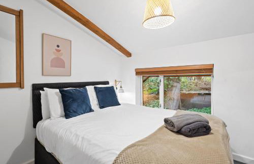 Tincroft Cottage - high end, luxury living near the beach - Foto 13