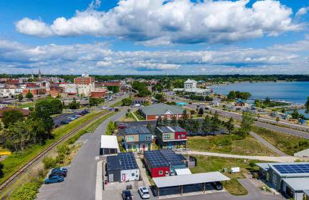 Eclipse Hot tub and billiards in Downtown Geneva - Foto 37