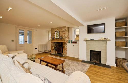 Vine Cottage - Photo 17