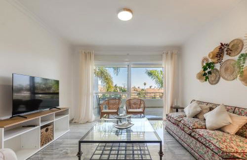 Stunning Duplex by the Golf & Terrace by the beach - Foto 1