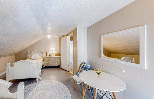 Maplewood Manor - Unit 2 - Foto 25