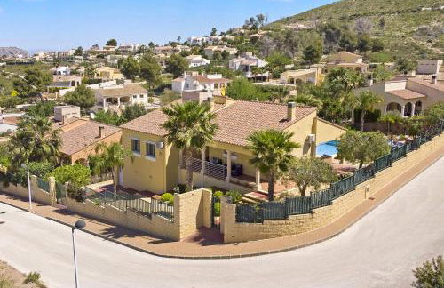 Villa Magdalena Blanca by Villa Plus - Photo 32