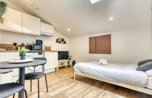 Le Factory - Studio contemporain - Proche métro B - Foto 17