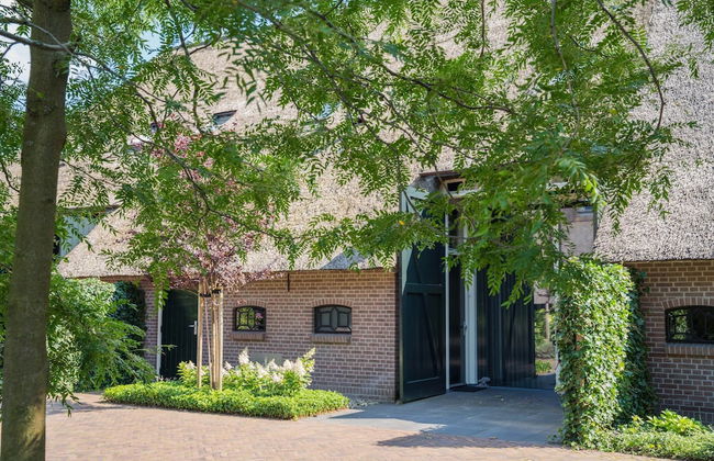 Grandeur Farmhouse in Dwingeloo at a National Park - Photo 72