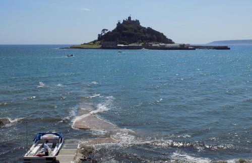 Modern 2 Bed Apt Centre Of Penzance, Lift Access - Photo 11