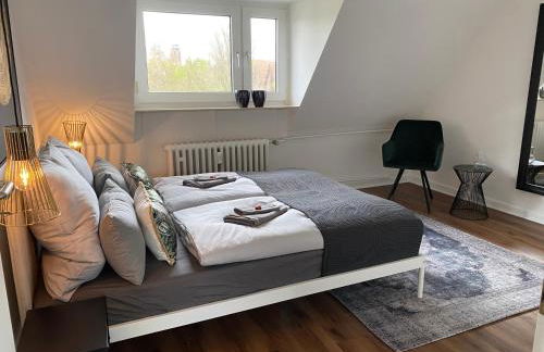 Apartment 1 - Modernes Dachgeschoss-Studio in Duisburg Meiderich, 4,7 km Hbf, U-Bahn 250m, Flughafen Düsseldorf 28 km, Landschaftspark 2,9 km - Foto 10