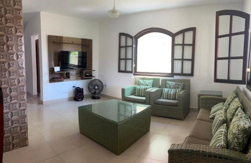 Orla 500 - Casa inteira 15 pessoas - Com Piscina - 500 Metros da Praia - Churrasqueira e muito mais - Foto 15