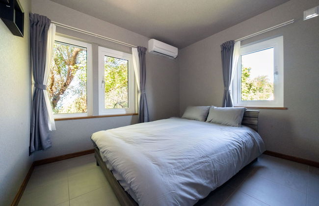 THE CHATEAU - Photo 15