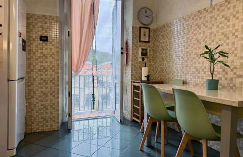 Spacious Home 8 Mins by Metro to City Center - Foto 10