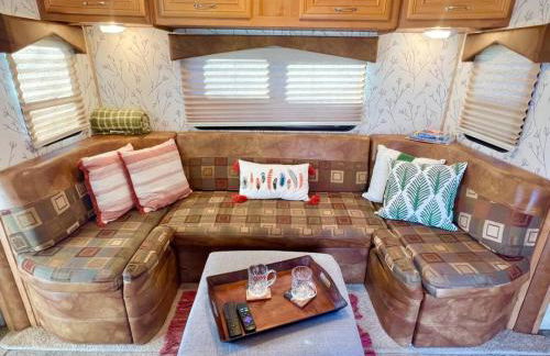 The Glamper Spacious 5th Wheel - Foto 19