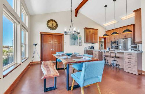 Dream Weaver House with Hot Tub and Ocean View! - Foto 5