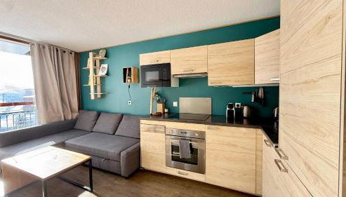 La Perdrix Blanche Appartement moderne Ski aux pieds - Vue panoramique et chambre séparée - 4 pers - Arcs 2000 - Foto 2, stove