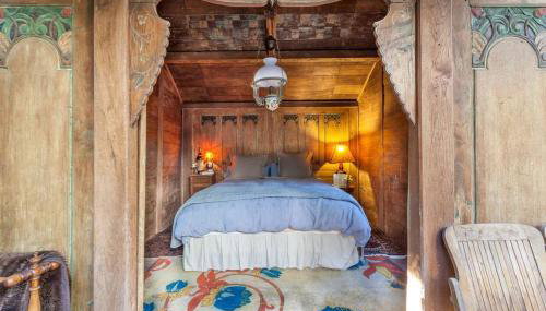 Antique Indonesian Teakwood Cottage for a Romantic Getaway in Petaluma, California - Foto 5