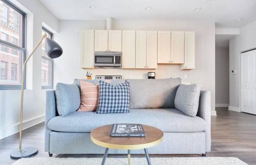 Bright FIDI 1 Bedroom Centrally Located - Photo 9