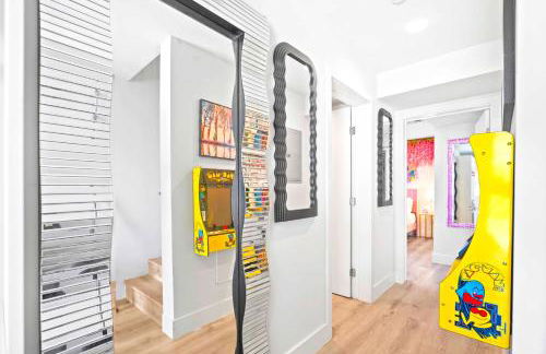 H- Fab Family 5BD 4,5BA NoHo Escape Near Universal with Games, Deck, Parking - Foto 9