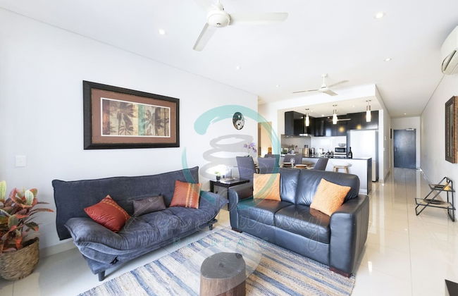 City Skyline Escape Office Parking Pool - Foto 3