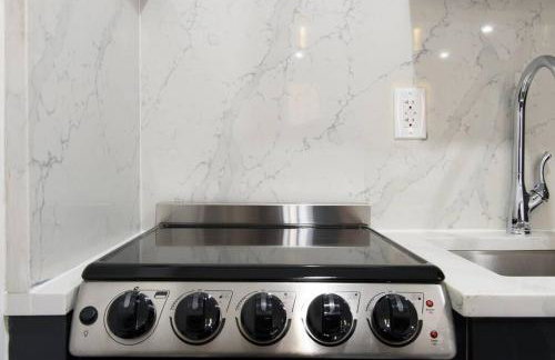 1597-8 Luxury STUDIO Upper East Side W&D - Foto 27