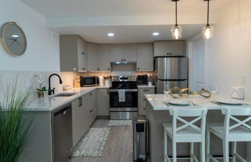 Brand New Luxury Basement Apt - Foto 6