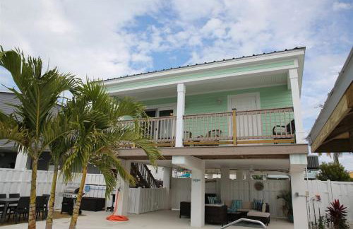 Seas the Day - Spacious Waterfront Pool Home, 50` Dock! - Foto 24