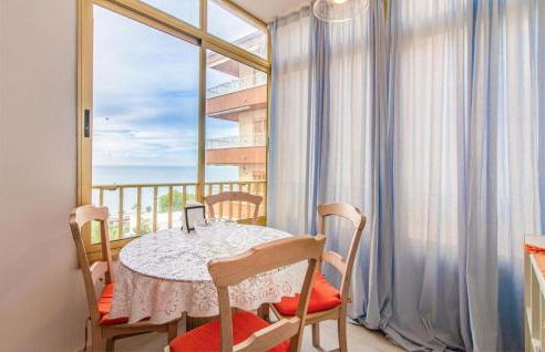 SEA VIEW, walking distance! Refurbished 2 bed, modern. 20 min. from Alicante Airport - Foto 1