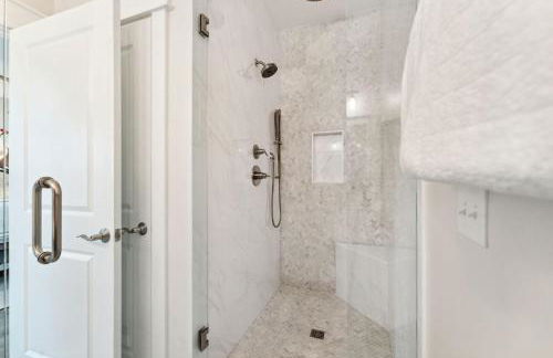 Grand Retreat II: 4br, 5ba, Sleeps 15. Private Pool. Your Perfect Escape! - Photo 24