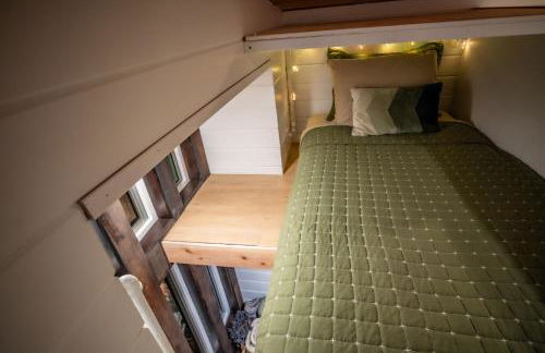 Unique Tiny Home Minutes from Downtown - Foto 9