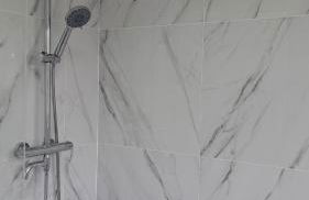 SALE 3 bed House CALNE SLEEPS 6 pet-friendly - Foto 14