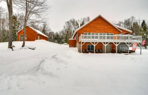Deck and Fire Pit Secluded Cabin Near Lake Francis! - Foto 23