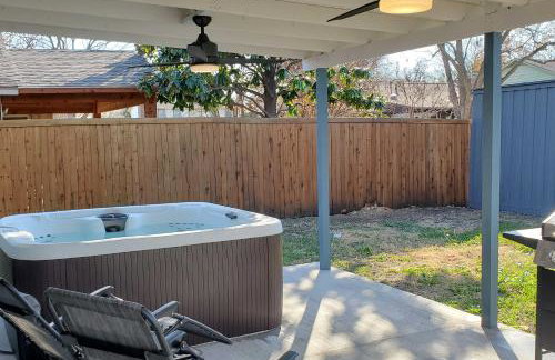 17 Mi to Dallas Richardson Home with Hot Tub - Foto 28