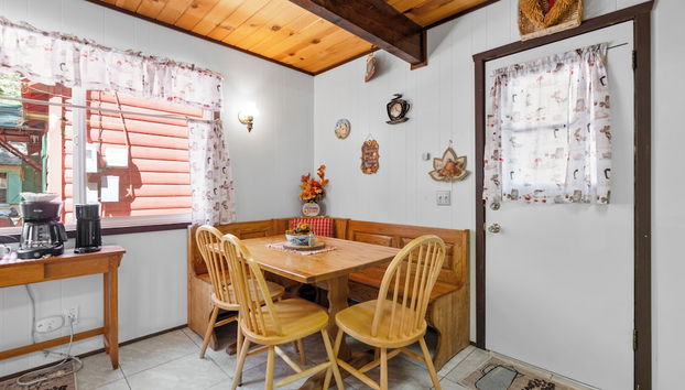 Bearfoot Cabin - Foto 3, Habitación