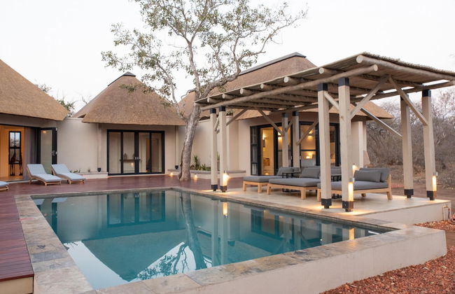Villa Appelblaar Luxury 4 Bedroom Villa Home in the South African Bush - Photo 4