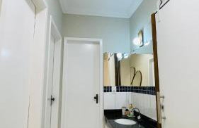 Ape com Horta, Cama Casal Queen, SmartTV, Ar, WiFi e Vaga na garagem - Foto 17