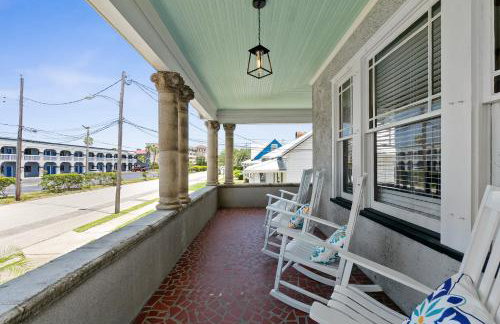 Old Mission Manor - Chic 2br 1ba Apartment - Sleeps 6 - Pool Table - 15 Min Walk to Downtown - Foto 18