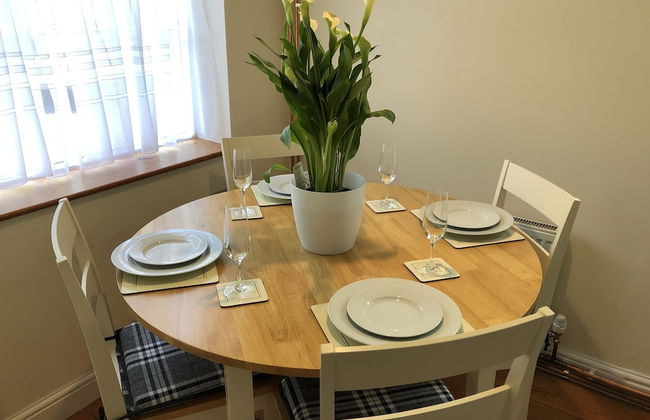 Idyllic Location, Stunning Views, Relax & Refresh in Peace & Comfort - Foto 7