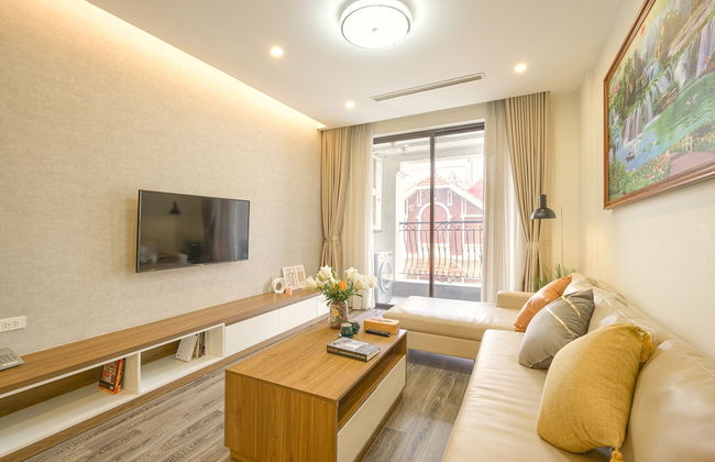 Luxe Paradise Suites Tay Ho - Photo 54