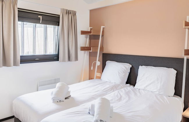 Nice Lodge With a Roof Window on the Brielse Meer - Foto 3