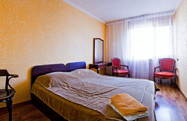 Lessor Apartments - Photo 10