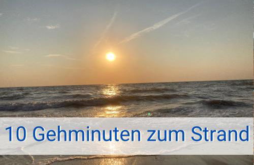 Böltser Hus Ferienwohnungen mit Strandkorb und Kamin 10 Gehminuten zum kurtaxefreien Sandstrand - Foto 9