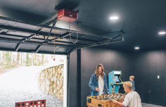 Cozy Cabin With Hot Tub, Grill, Fire Pit & Game Room - Foto 13