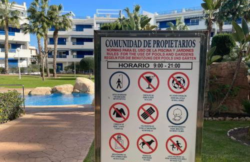 Coral House - La Calma - Playa Flamenca - big terrace & 4 Swimming pools. - Foto 34