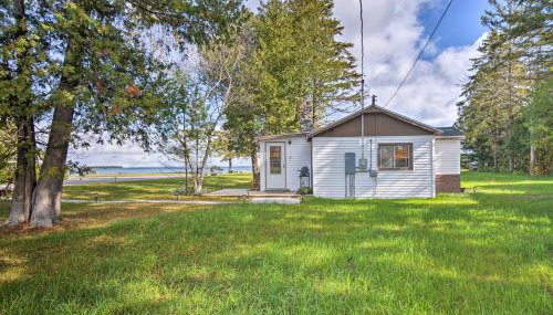 Lovely Lake Huron Getaway Beach Access and Kayaks! - Foto 2