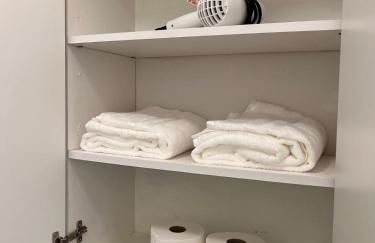 Stunning Waterfront Condo - Foto 24