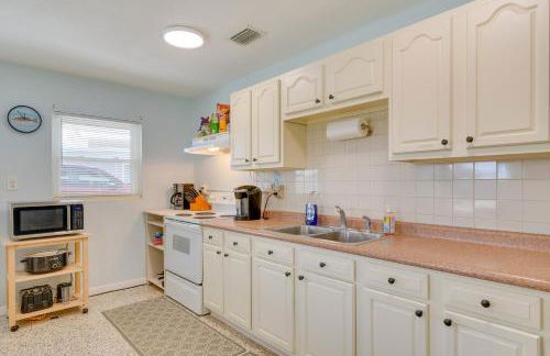 Waterfront Okeechobee Getaway with Backyard Dock! - Foto 10