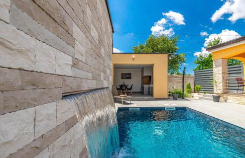 Three-Bedroom Holiday Home In Porec - Foto 5